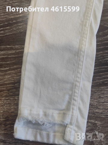 бели дънки на Zara, снимка 3 - Дънки - 55178100