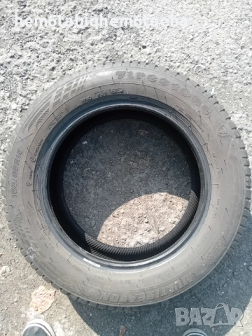 Всесезонна гума Firestone 15 цола. 185 / 65  / R 15 много запазена.