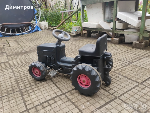 Трактор с педали, снимка 3 - Детски велосипеди, триколки и коли - 55160920