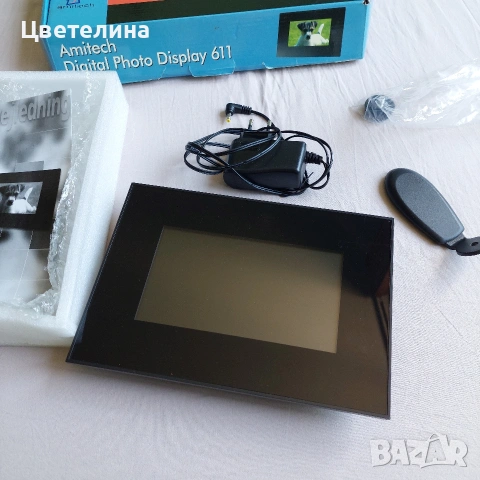 Дигитална фото рамка , снимка 2 - Плейъри, домашно кино, прожектори - 55048134