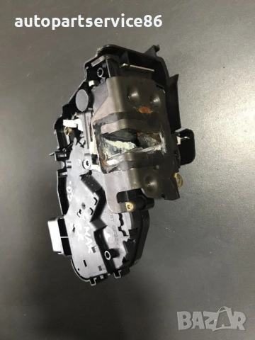 Заключващ механизъм за предна дясна врата за Ford Focus C-Max (2003–2007) R21812ML