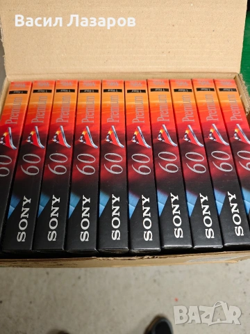 Видео касети SONY PREMIUM 60 минути чисто нови цената е за брой , снимка 2 - Плейъри, домашно кино, прожектори - 54205844