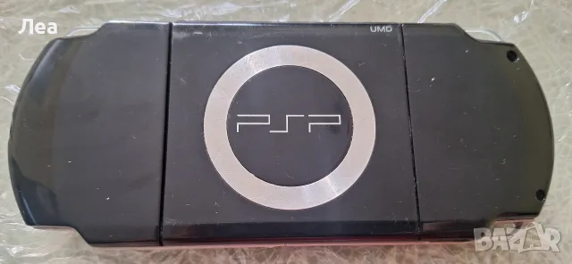 Продавам PSP 2004 със зарядно и оригинална карта памет , снимка 2 - PlayStation конзоли - 55476809