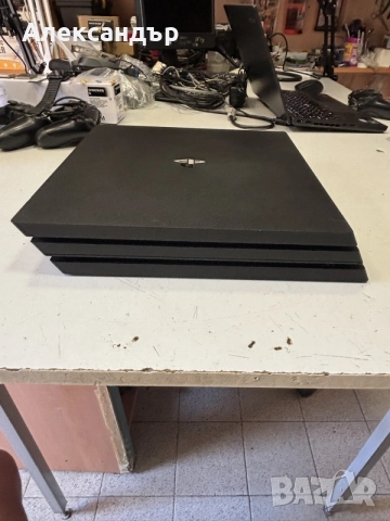 PS4 PRO 1TB комплект , снимка 4 - PlayStation конзоли - 55493230