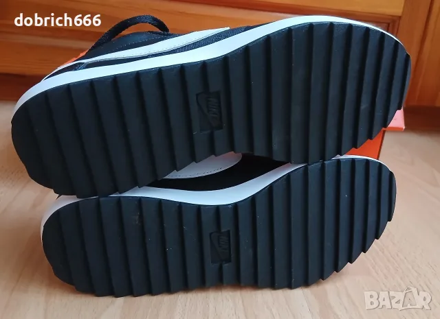 Дамски маратонки Nike 38.5 номер 24.5см стелка, снимка 5 - Маратонки - 55426886