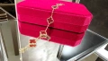 Van Cleef & Arpels VCA 5 Motifs Gold Red Carnelian Vintage Alhambra Дамска Гривна, снимка 5