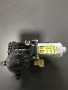 Мотор за стъкло на предна лява врата за Saab 9-5 (2002–2007) Bosch 0130821724, снимка 1