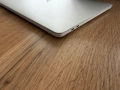 НОВ MacBook Pro 13" M2 Chip 8-CPU, 10-GPU,16GB RAM, 256GB SSD ГАРАНЦИЯ, снимка 4