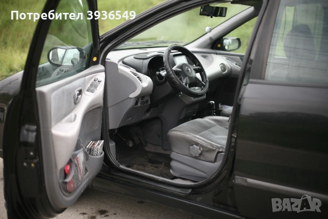 Nisan Almera Tino 2.2 dci, снимка 6 - Автомобили и джипове - 54448101