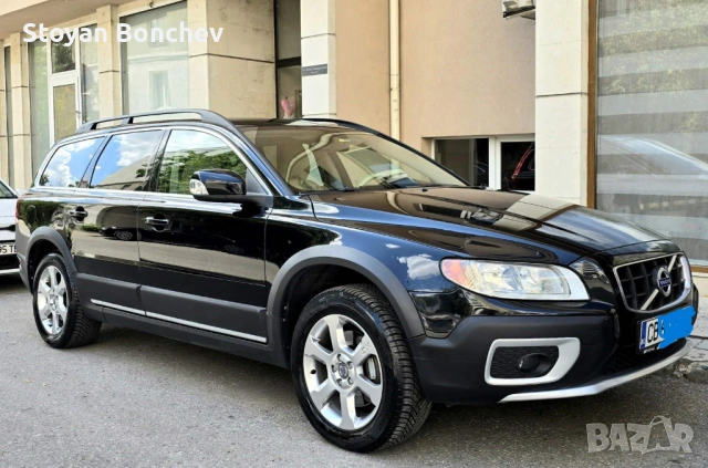 Volvo XC70, снимка 4 - Автомобили и джипове - 54335333