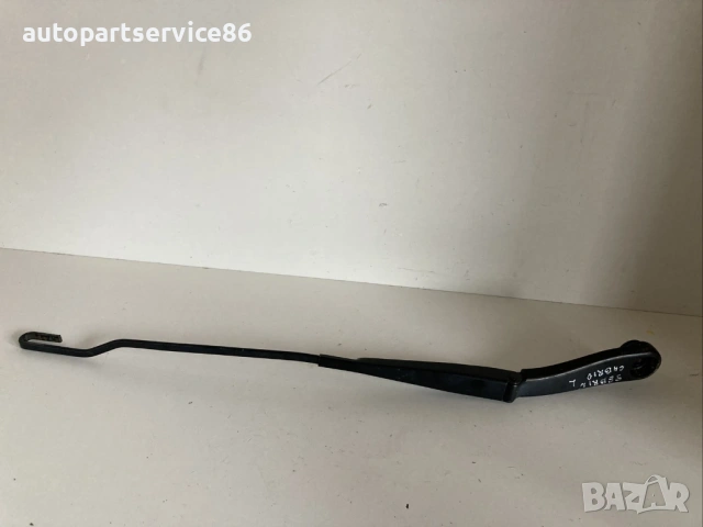 Рамо на чистачка ляво за Chrysler Sebring 2.0 Crd кабриолет (2008) 05303939Ab