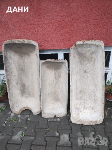 Автентични дървени корита .Обща цена за трите броя