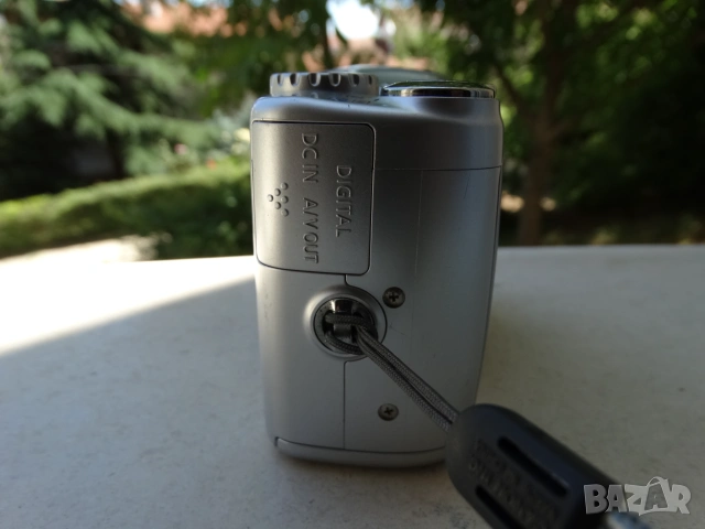 CANON PowerShot SX100 is ..., снимка 8 - Фотоапарати - 54979323