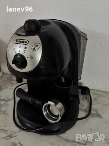 кафемашина Delonghi, снимка 2 - Кафе машини - 55277893