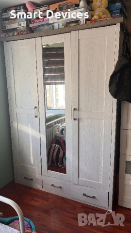 Бял гардероб  143 широк, висок 200 и дълбок 60, снимка 3 - Гардероби - 54095857