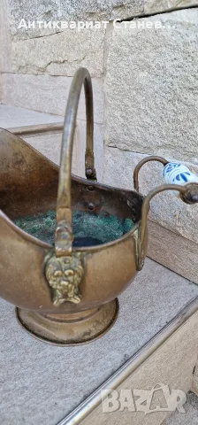 Две старинни медни кофи за въглища днес чудесни за кашпи, снимка 11 - Антикварни и старинни предмети - 55620907