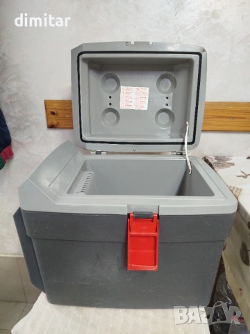 Хладилна чанта TROPICOOL CLASSIC - 12 V, снимка 10 - Хладилни чанти - 54268776