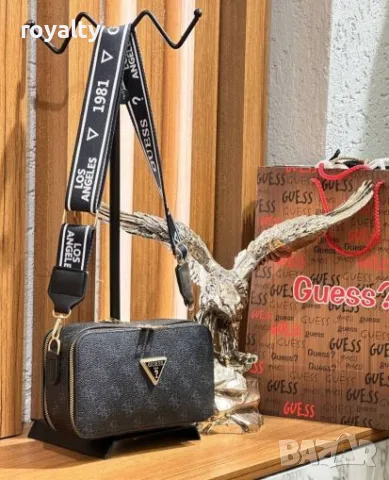 Guess Нова Дамска Кожена Чанта Гес Различни Цветове 