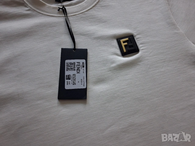 Fendi Тениска L, снимка 3 - Тениски - 54933353