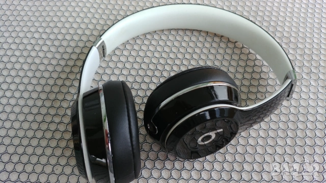 Beats SOLO, снимка 5 - Слушалки и портативни колонки - 40497380