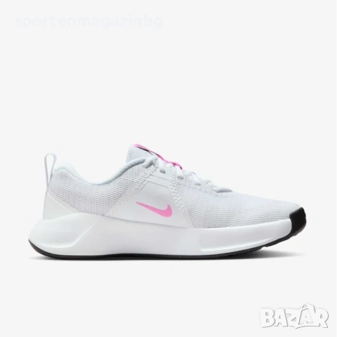 Дамски маратонки Nike MC Trainer 3, снимка 2 - Маратонки - 54847958