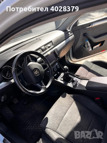 Skoda Superb 2.0 дизел 190, перфектна , снимка 4 - Автомобили и джипове - 55121809