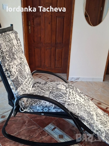 Люлеещ се стол шезлонг, снимка 3 - Столове - 54294403