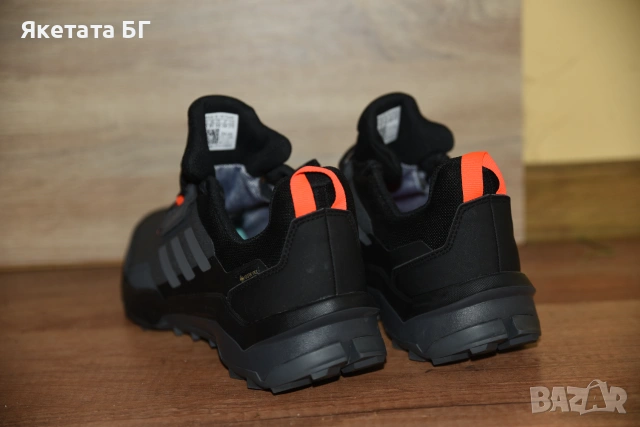 Adidas Terrex Gore Tex оригинални нови обувки, размер 44, снимка 5 - Маратонки - 55014861