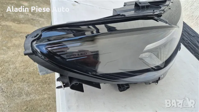 Десен фар Ford Kuga Facelift Full Led година 2025 2026 код PV4B13E016AG, PV4B-13E016-AG , снимка 11 - Аксесоари и консумативи - 55392969