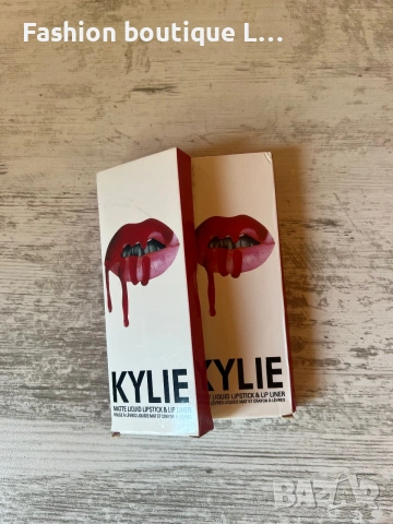 Комплект червило и молив на KYLIE Cosmetics цвят 22 с аромат на шоколад в кутия на марката 🖤❤️, снимка 6 - Декоративна козметика - 55286463