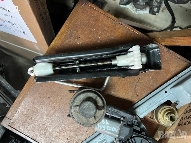 Крик Рено Меган/Сценик 2005г 