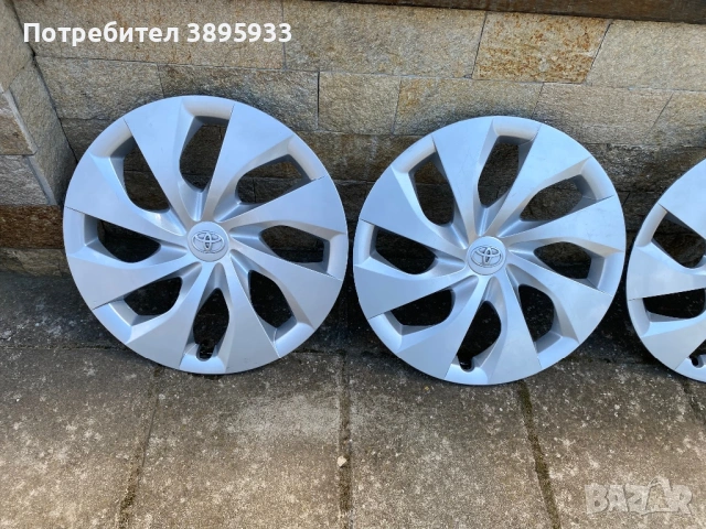 Оригинални тасове на TOYOTA 16”, снимка 2 - Аксесоари и консумативи - 54240044
