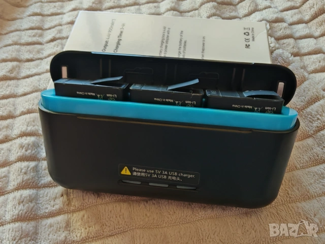 Комплект зарядно и 3 батерии за GoPro Hero 13 Black с 3-канална зарядна кутия