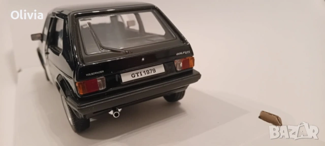 VW Golf MK1 GTI 1:24 - Bburago , снимка 3 - Колекции - 54394717
