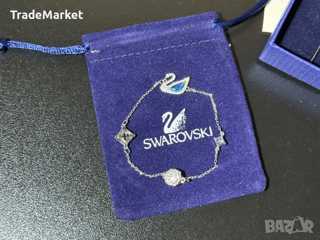 Нова Дамска Гривна Swarovski Dazzling Swan bracelet с пълна опаковка и документация, снимка 7 - Гривни - 54381762