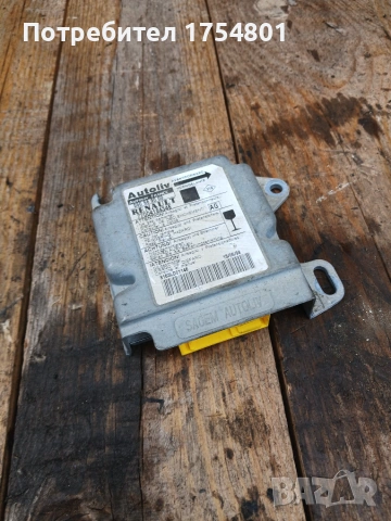 Компютър / Модул Airbag 7700418434E за Renault Megane Scenic 1.6e (90 к.с.), снимка 4 - Части - 55052897