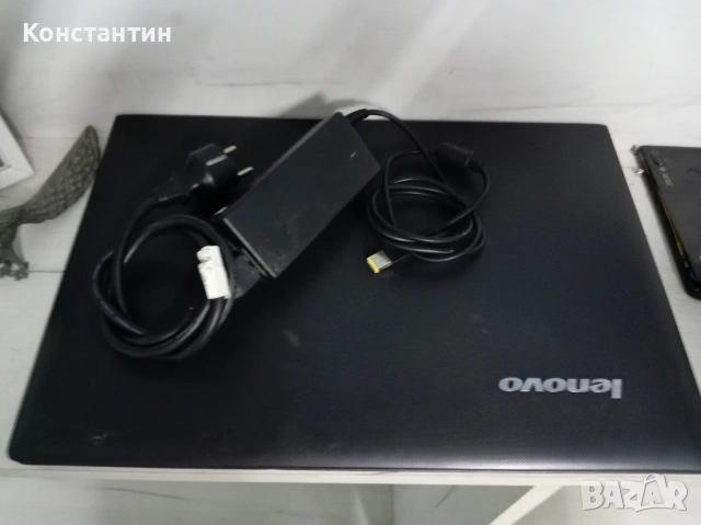Работещ лаптоп Lenovo G50-45 (AMD E1, 2GB RAM) – с козметичен дефект, снимка 2 - Лаптопи за работа - 55053313