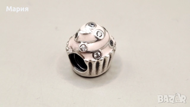 PANDORA Сребърни Талисмани , снимка 10 - Колиета, медальони, синджири - 54753935