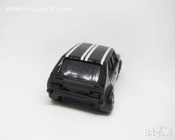 Стара Метална количка Volkswagen Golf GTI Maisto Мащаб 1:24, снимка 5 - Колекции - 55394753