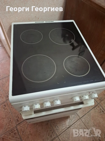 Напълно изправна печка Electrolux, снимка 3 - Печки, фурни - 54910746