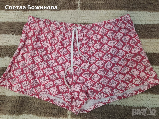 Къси панталонки 
