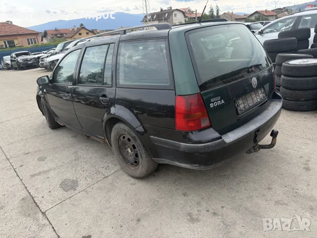 Фолксваген Бора 1.9 TDI НА ЧАСТИ, снимка 3 - Автомобили и джипове - 55407909