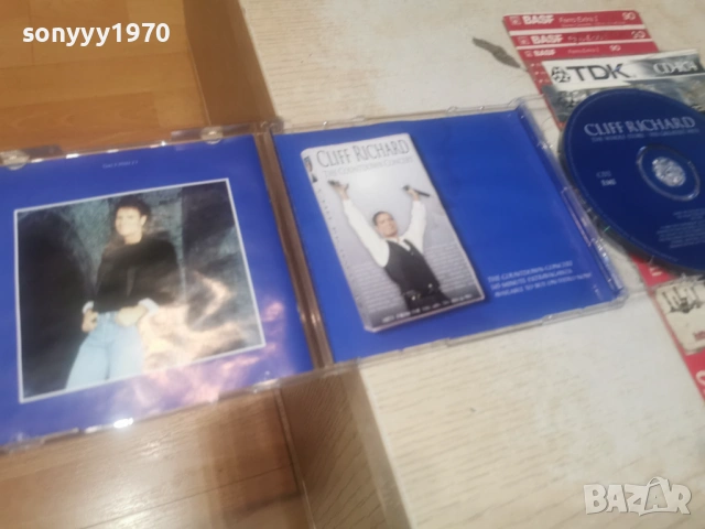 CLIFF RICHARD X2CD 1606261057H2E7R, снимка 16 - CD дискове - 54923048