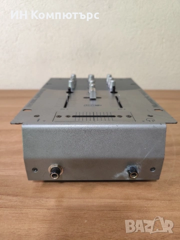 Продавам два миксера Numark DM905 & DM950USB, снимка 6 - Ресийвъри, усилватели, смесителни пултове - 54334352