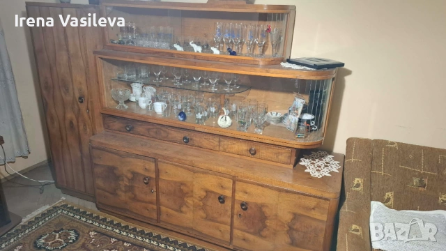 Продавам старинен шкаф в отлично състояние, снимка 3 - Шкафове - 54607894