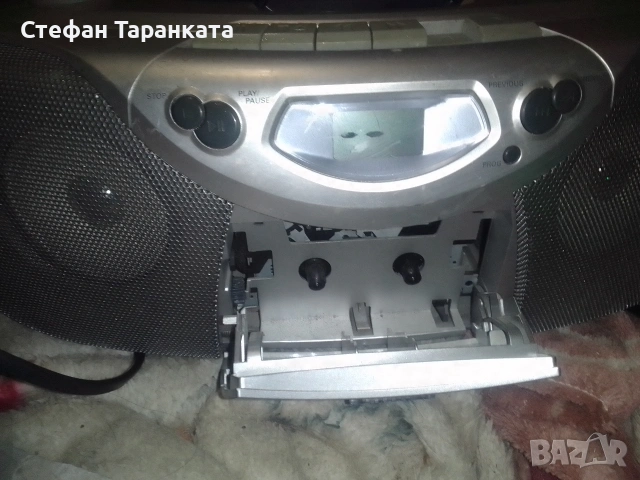 радио касетофон CD player , Phillips , снимка 3 - Радиокасетофони, транзистори - 55272254