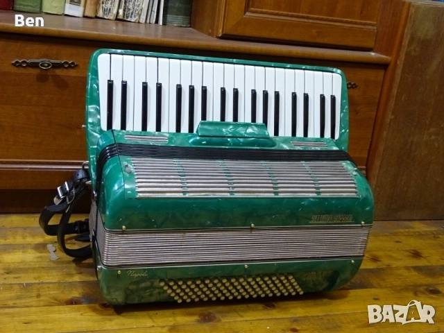 Акордеон Settimio Soprani Napoli-96 баса, снимка 2 - Акордеони - 54161378