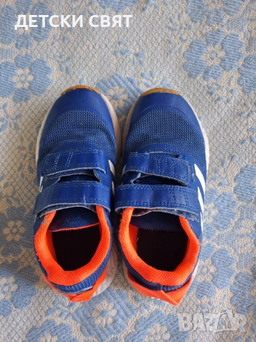Детски маратонки Adidas +ПОДАРЪК, снимка 4 - Детски маратонки - 54895917