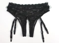 Дантелена бикина с отворено дъно, жартиери и кожени елементи., снимка 13