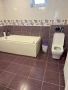 Къща с два двора и гараж готова за живеене , снимка 6